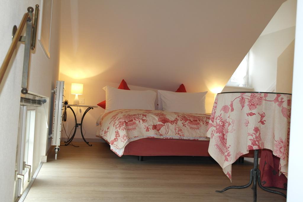 Hotel Hirschen Rapperswil-Jona 객실 사진
